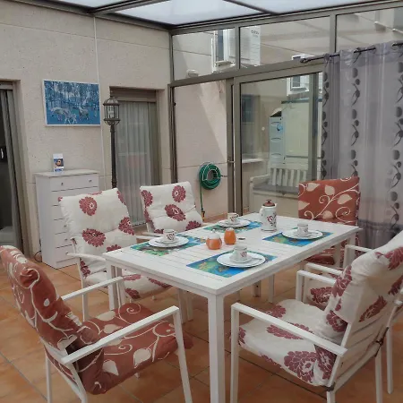 Edificio Albamar 2 *